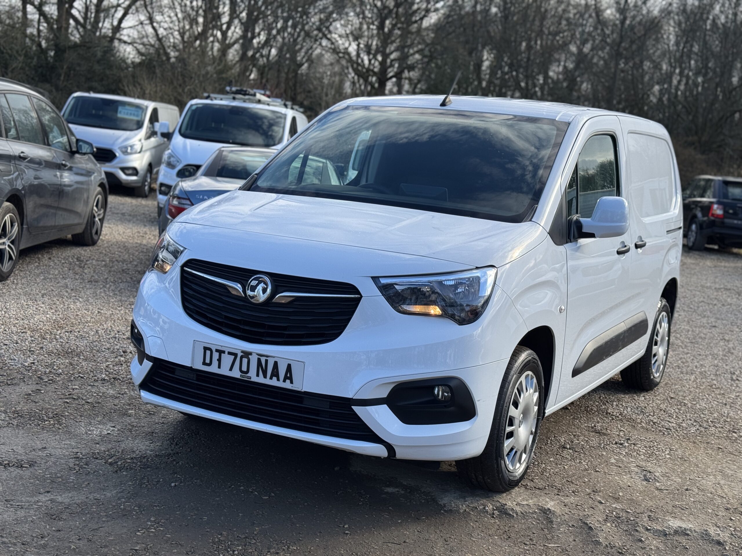 
								Vauxhall Combo 1.5 Turbo D 2300 Sportive L1 H1 Euro 6 full									