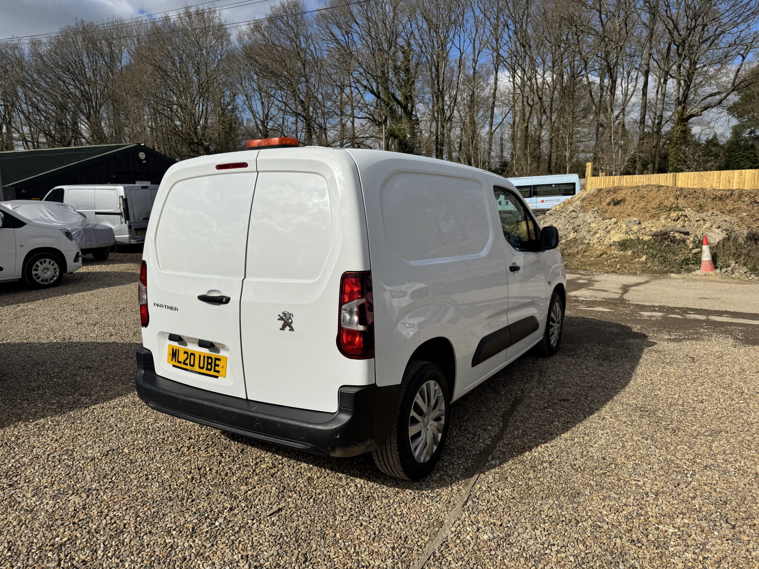 
								Peugeot Partner 1.5 BlueHDi 1000 Professional Standard Panel Van SWB Euro 6 full									