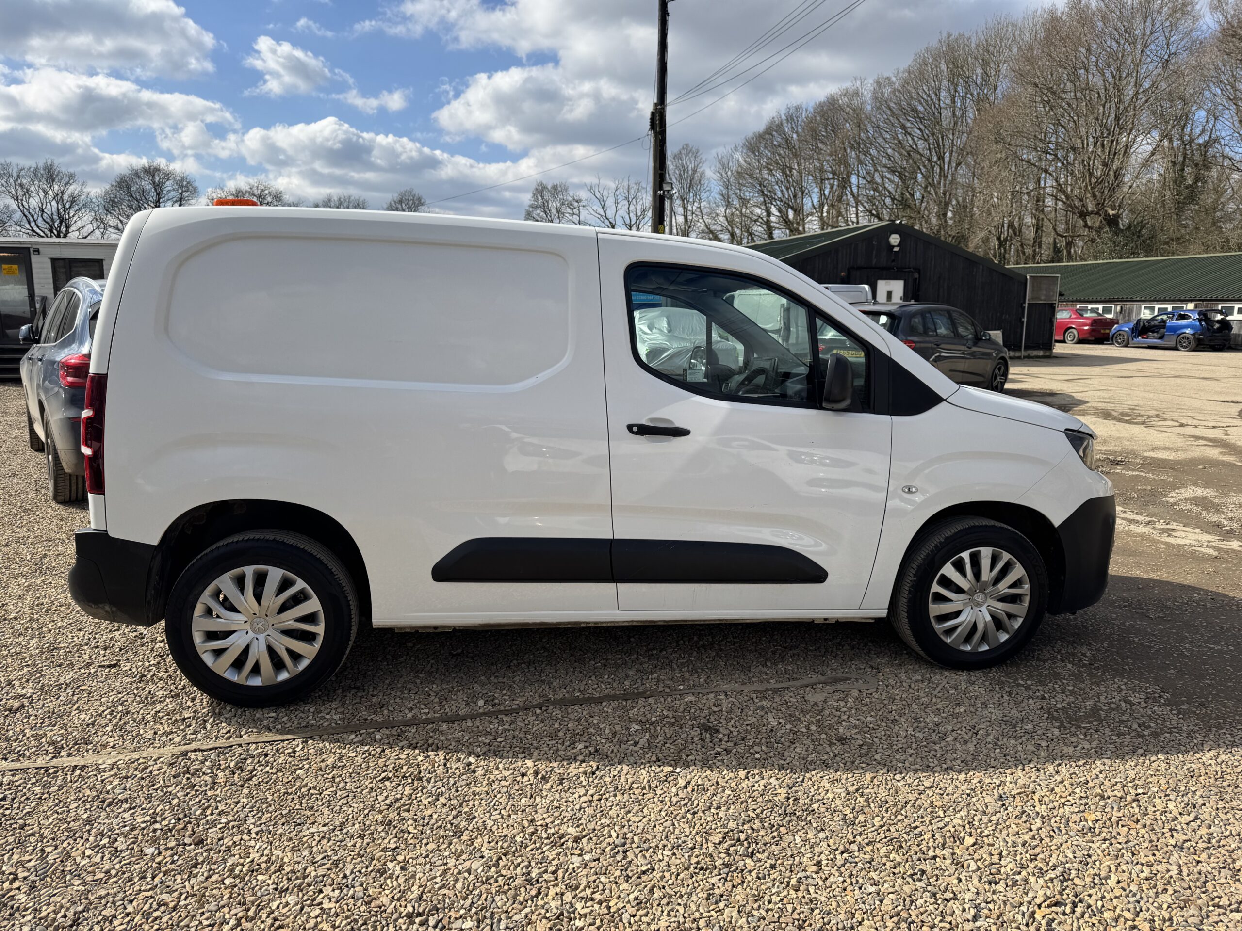 
								Peugeot Partner 1.5 BlueHDi 1000 Professional Standard Panel Van SWB Euro 6 full									