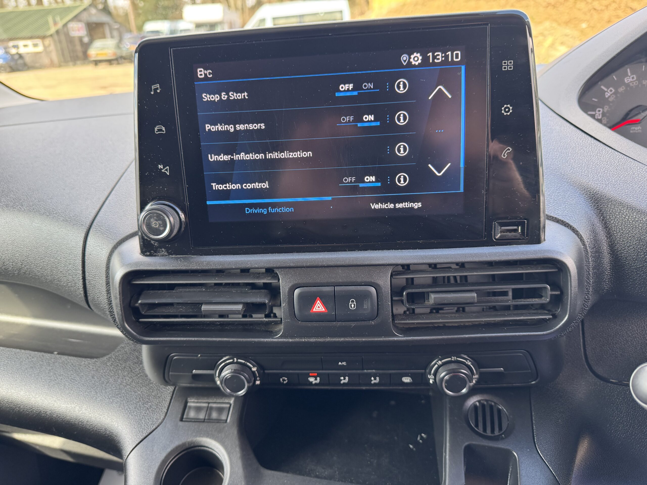 
								Peugeot Partner 1.5 BlueHDi 1000 Professional Standard Panel Van SWB Euro 6 full									