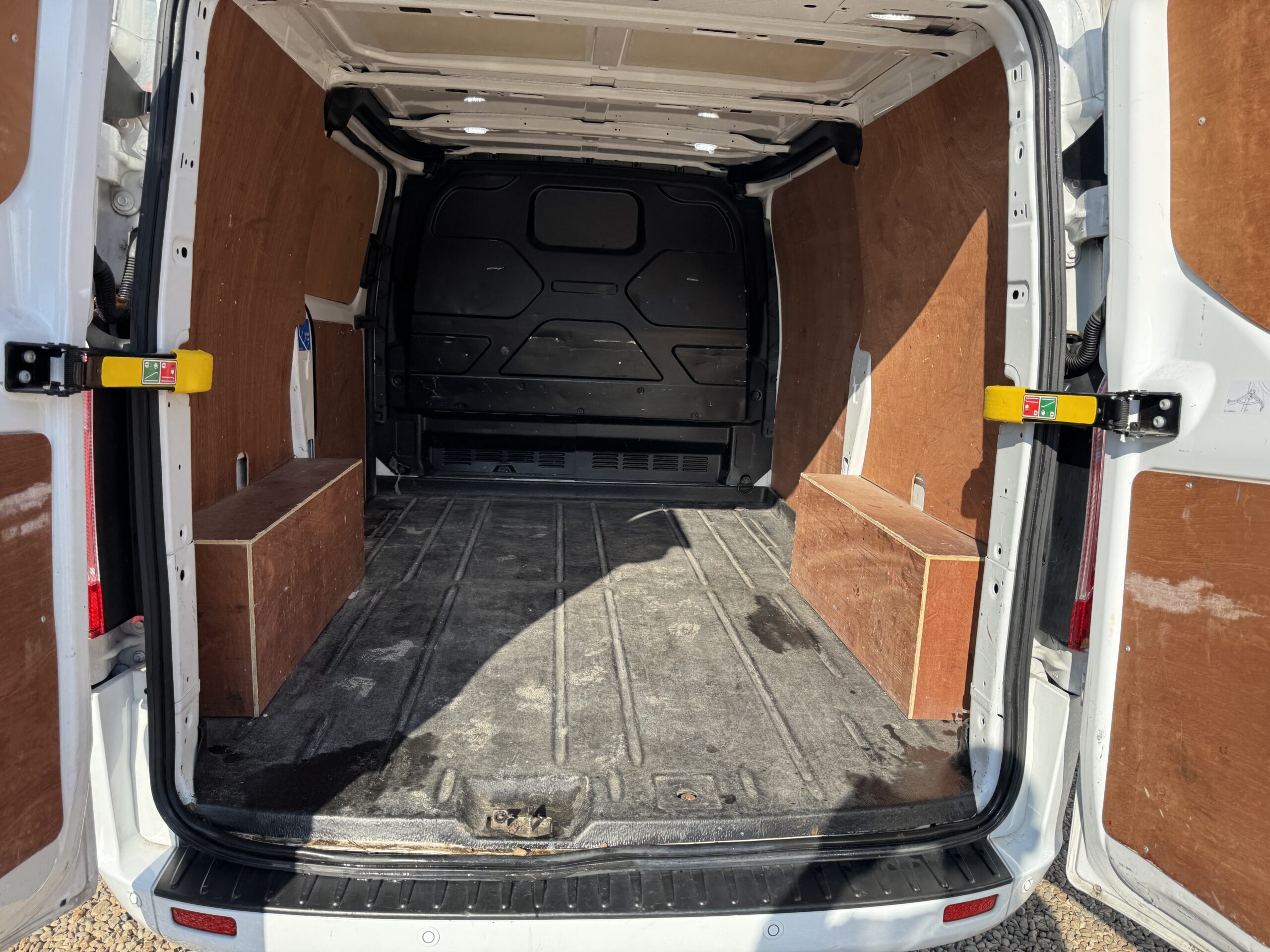 
								Ford Transit Custom 2.0 300 EcoBlue Limited L1 H1 Euro 6 full									