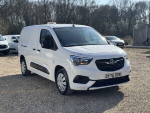 Vauxhall Combo 1.5 Turbo D 2300 Sportive L2 H1 Euro 6