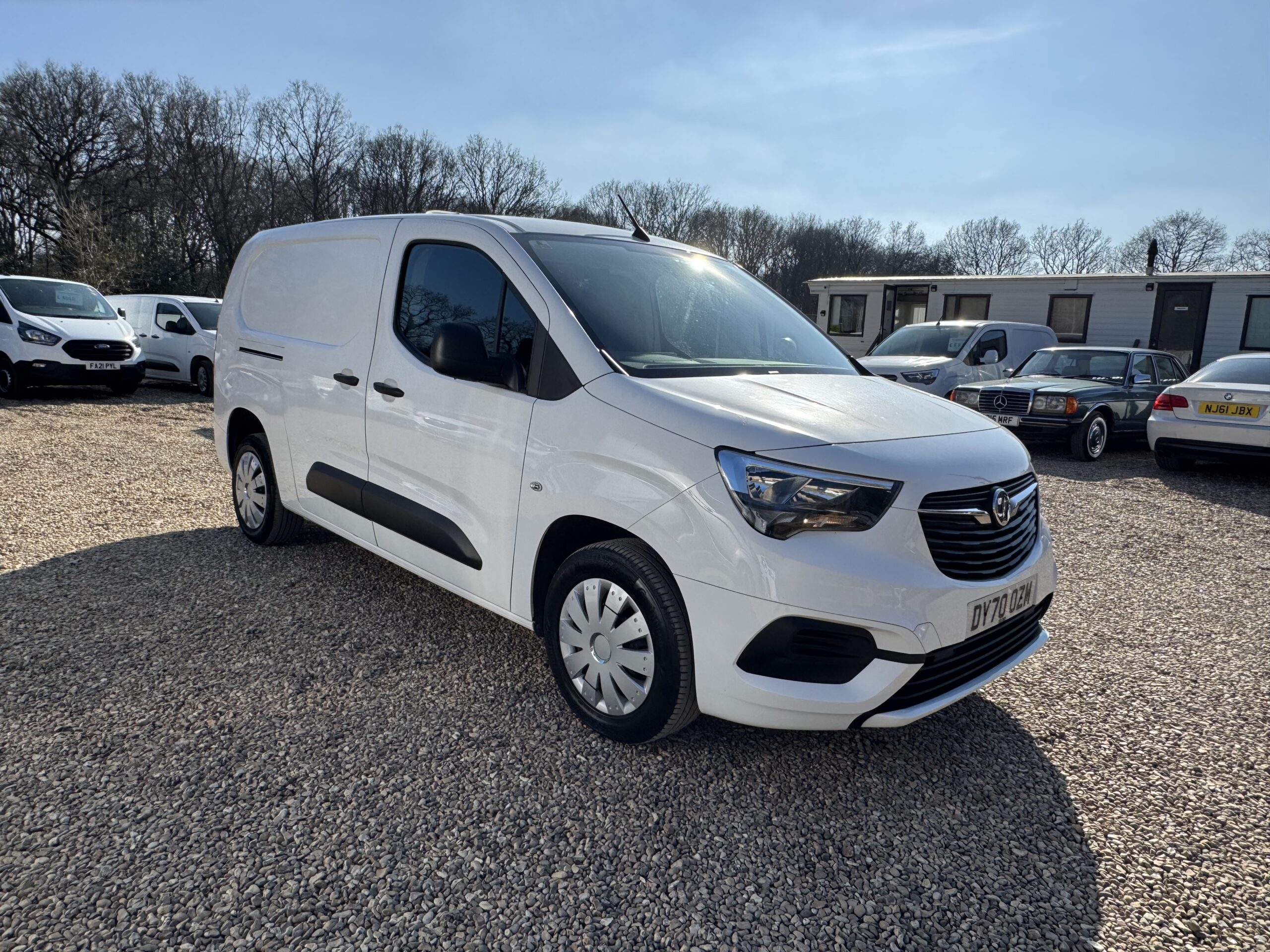 
								Vauxhall Combo 1.5 Turbo D 2300 Sportive L2 H1 Euro 6 full									