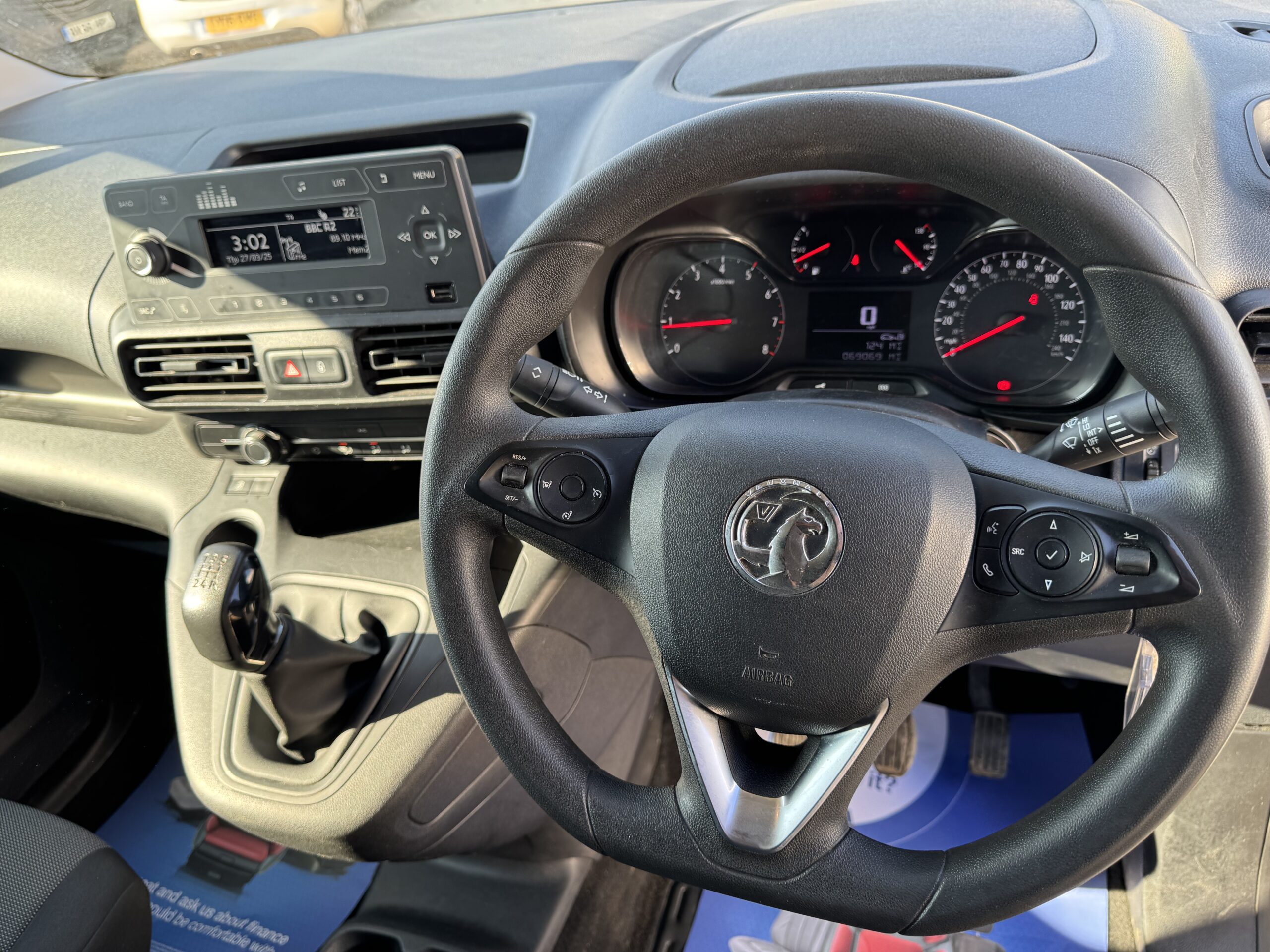 
								Vauxhall Combo 1.5 Turbo D 2300 Sportive L2 H1 Euro 6 full									