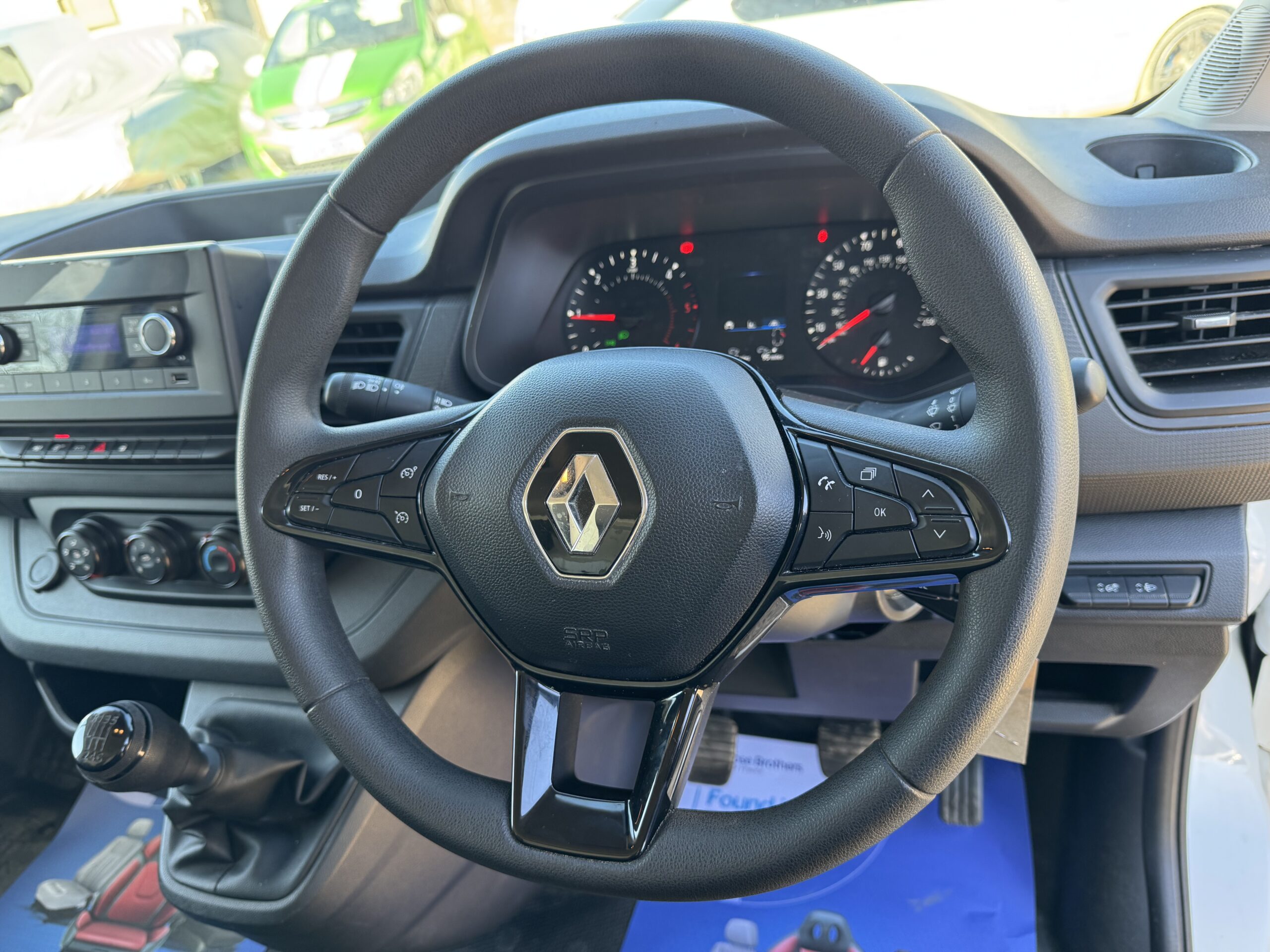 
								Renault Trafic 2.0 dCi Blue 28 Business SWB Euro 6 full									