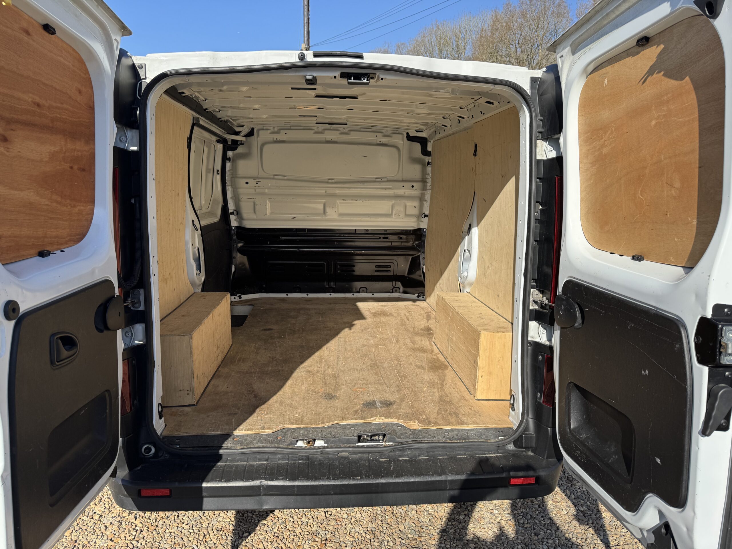 
								Renault Trafic 2.0 dCi Blue 28 Business SWB Euro 6 full									