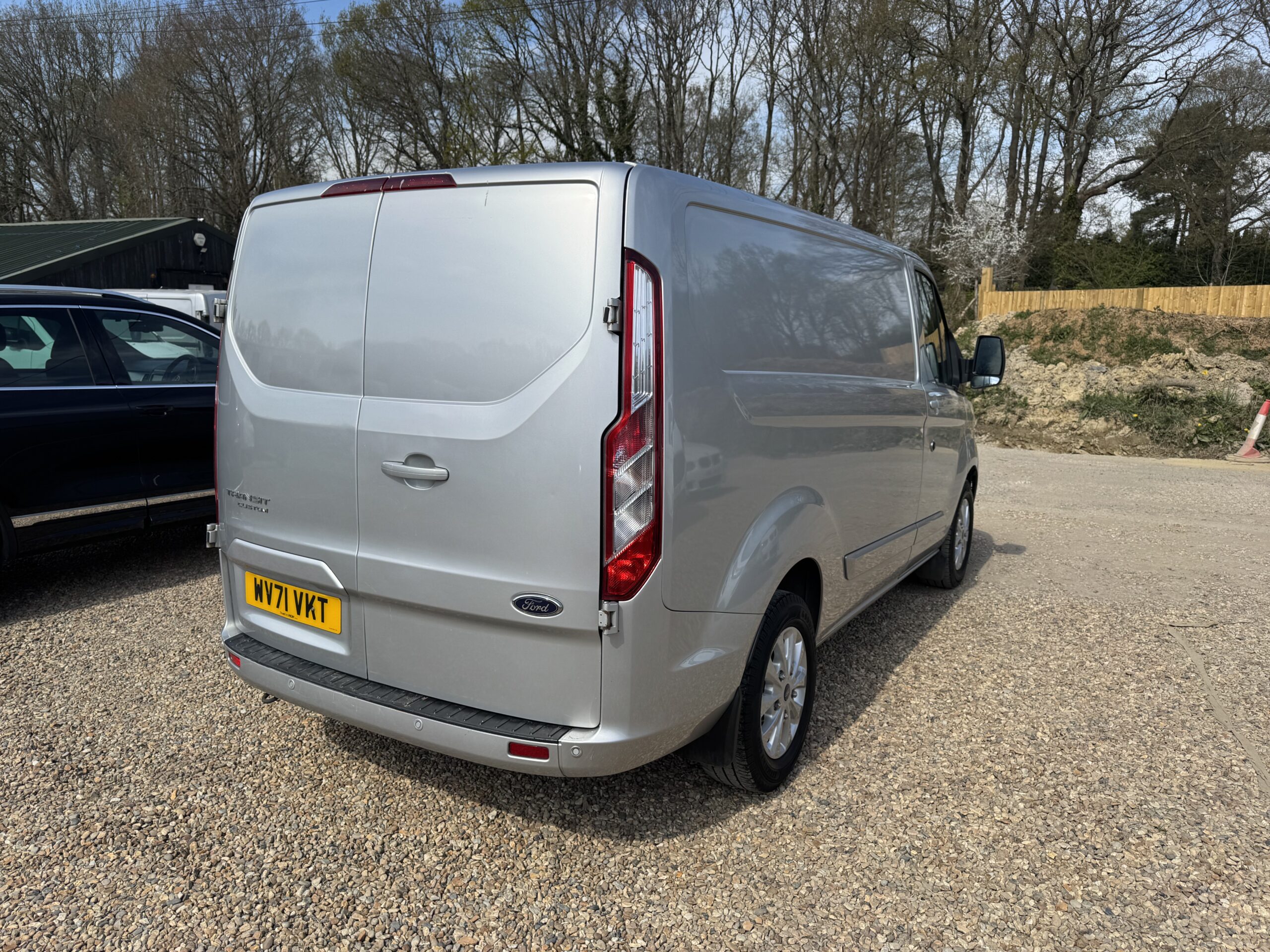 
								Ford Transit Custom 2.0 300 EcoBlue Limited L1 H1 Euro 6 full									