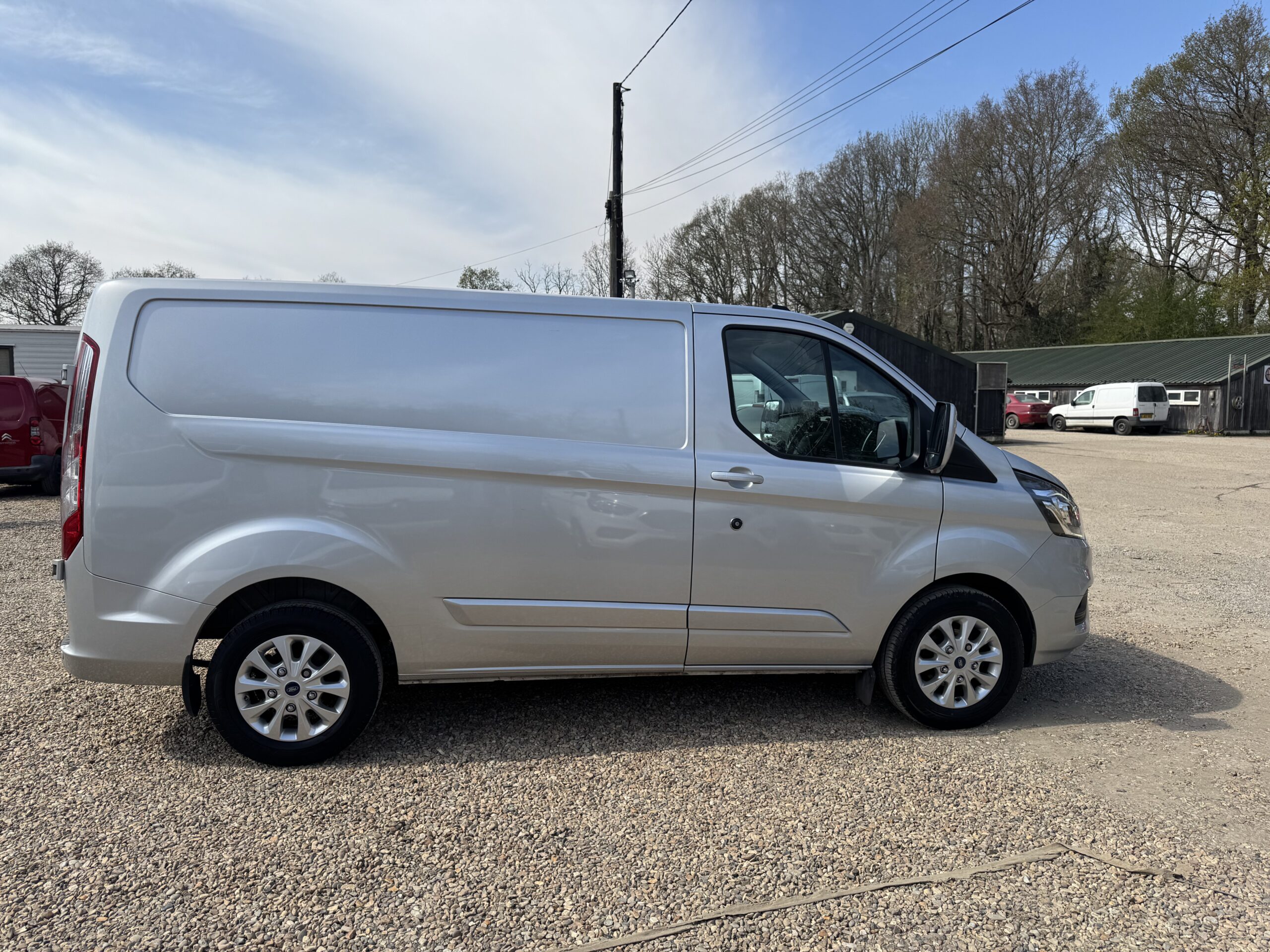 
								Ford Transit Custom 2.0 300 EcoBlue Limited L1 H1 Euro 6 full									