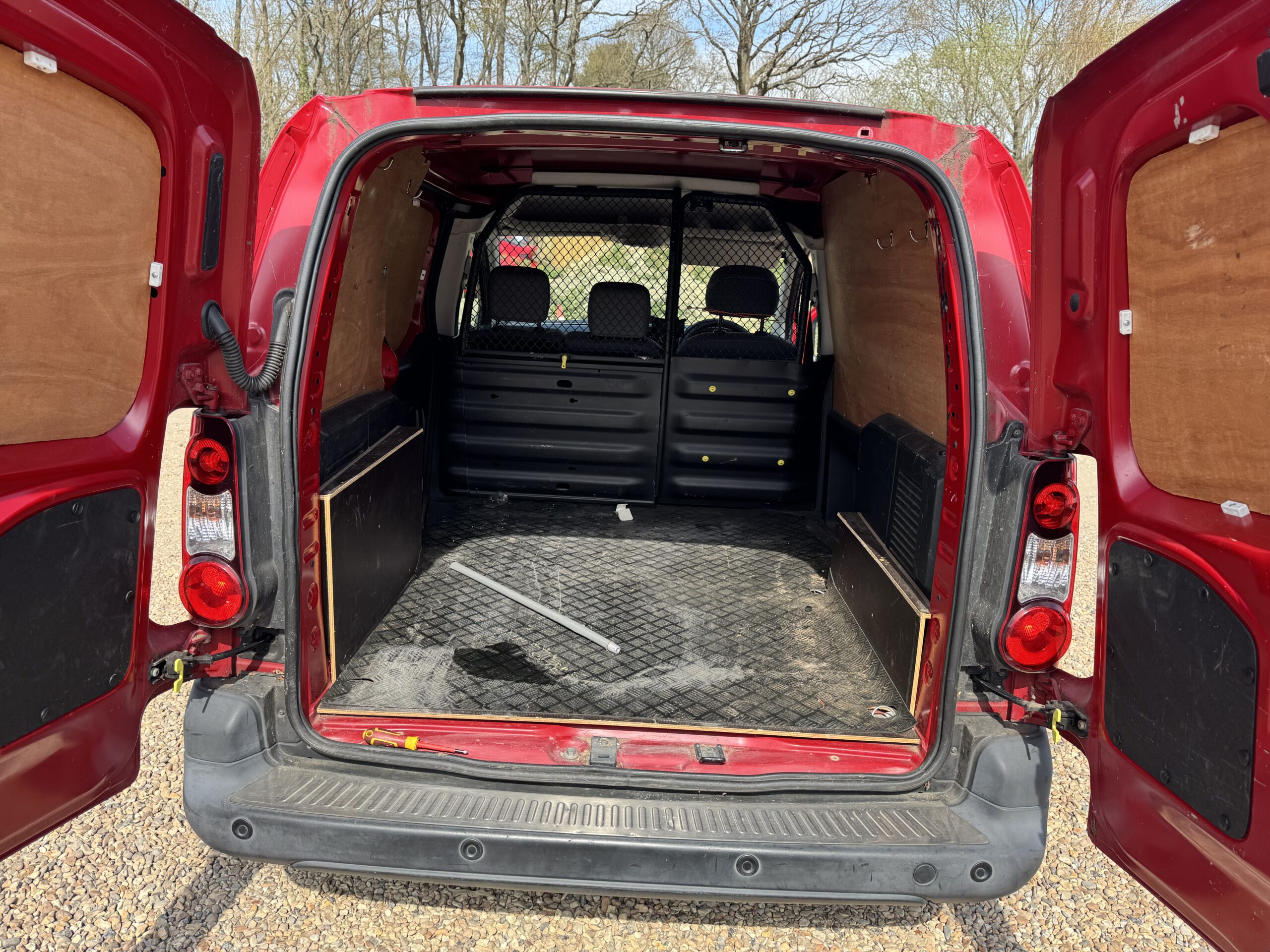 
								Citroen Berlingo 1.6 HDi 625 Enterprise L1 full									