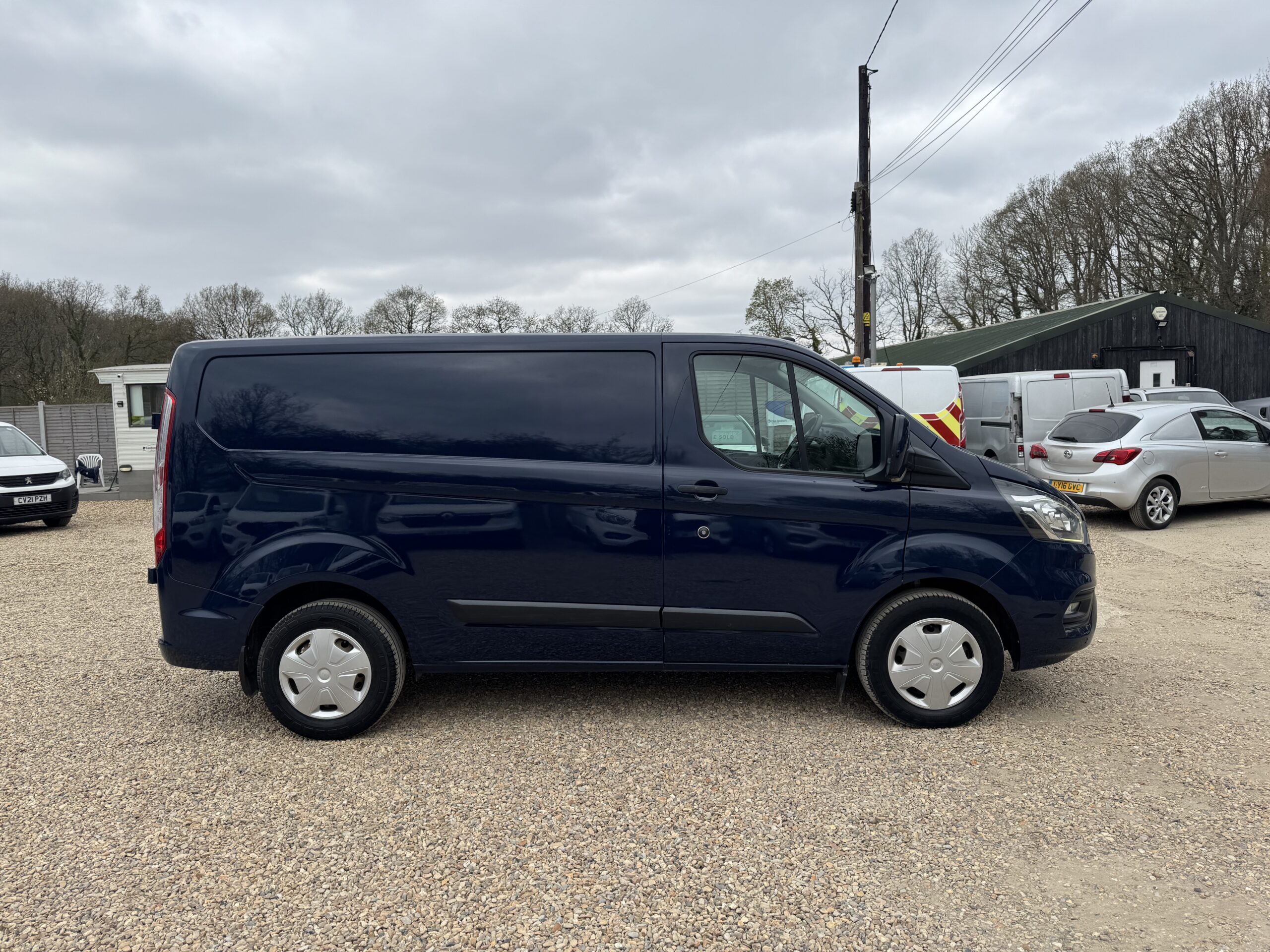 
								Ford Transit Custom 2.0 320 EcoBlue Trend L1 H1 Euro 6 full									