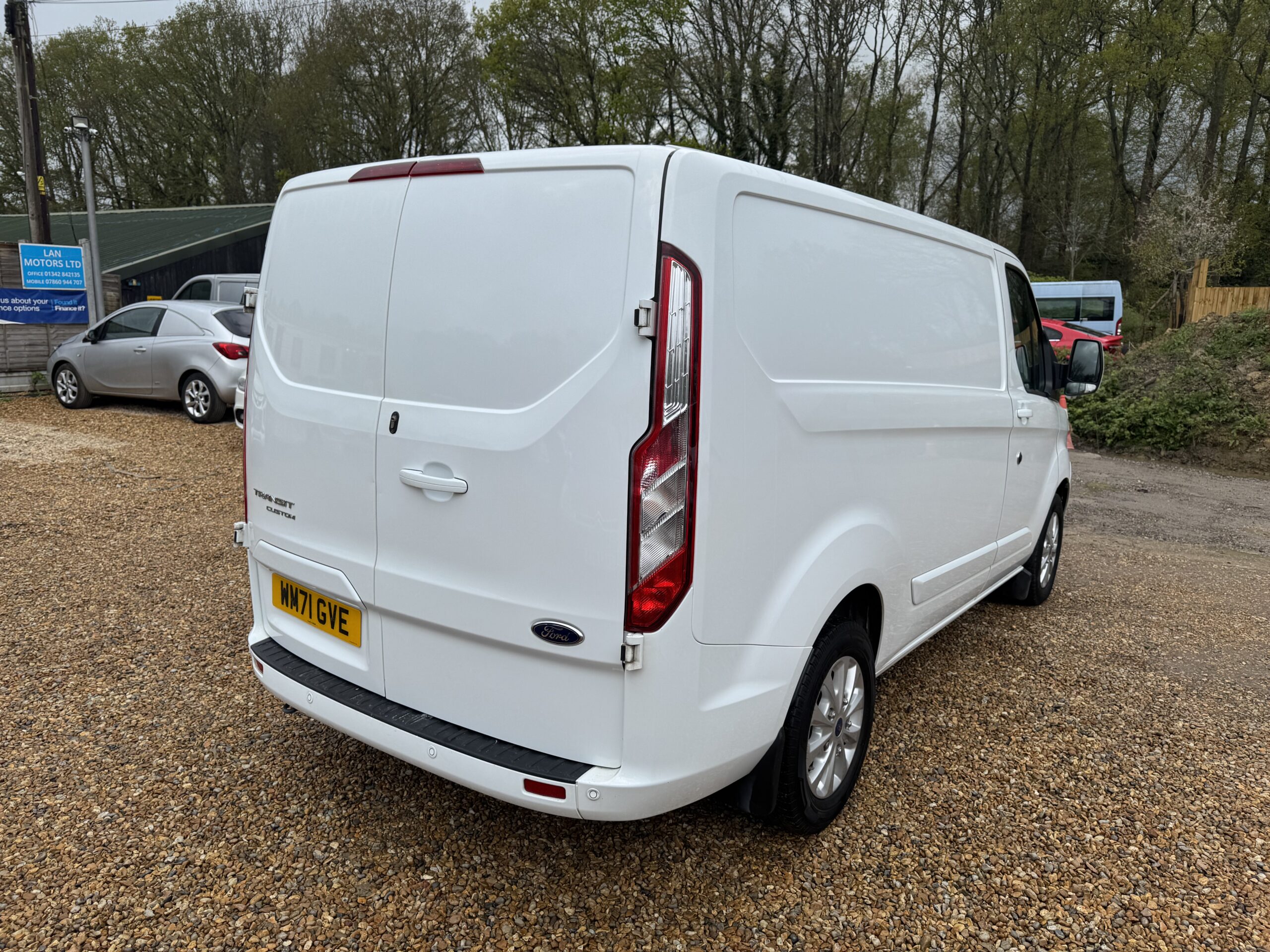 
								Ford Transit Custom 2.0 300 EcoBlue Limited L1 H1 Euro 6 full									