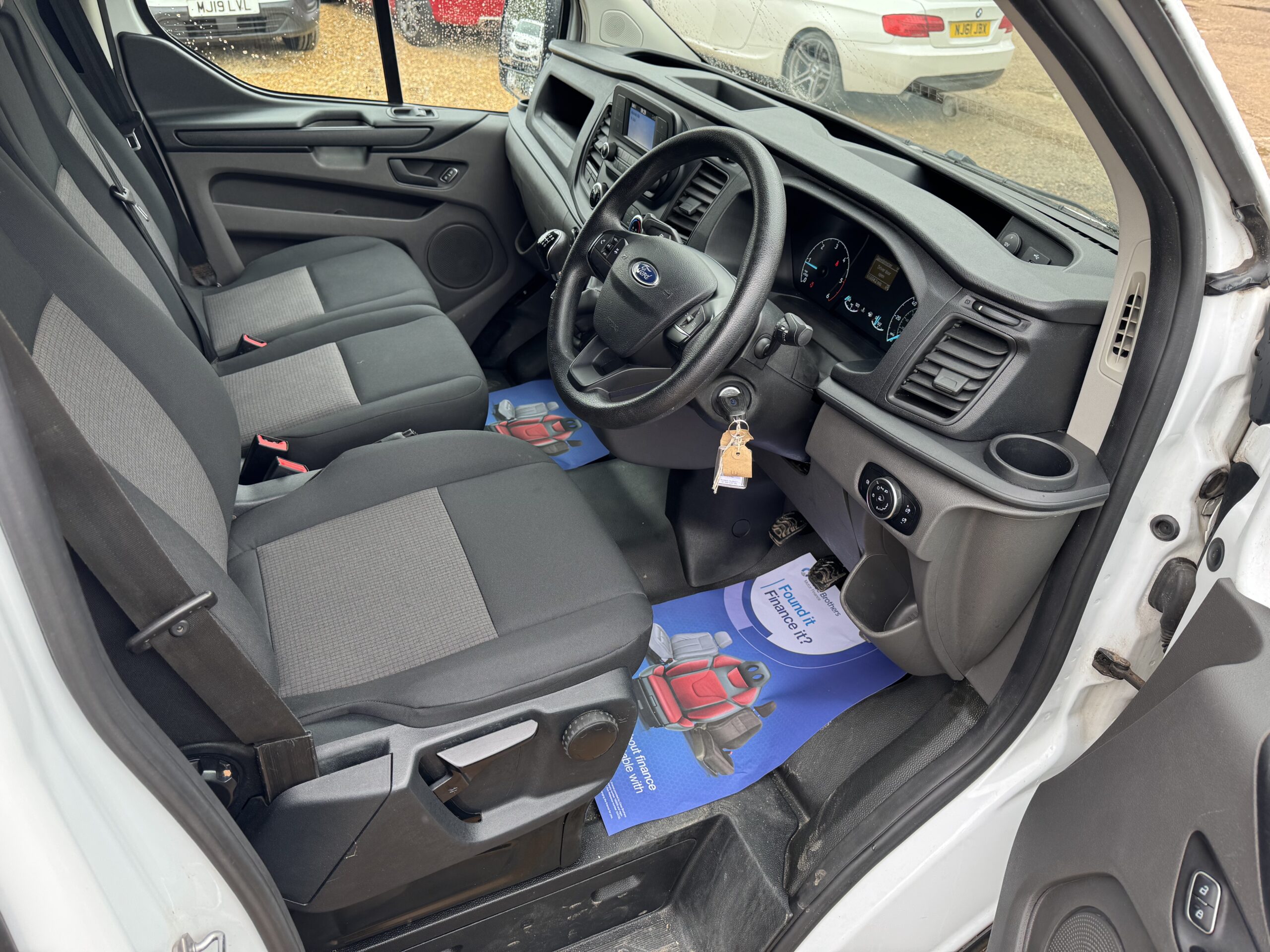 
								Ford Transit Custom 2.0 300 EcoBlue Leader L1 H1 Euro 6 full									