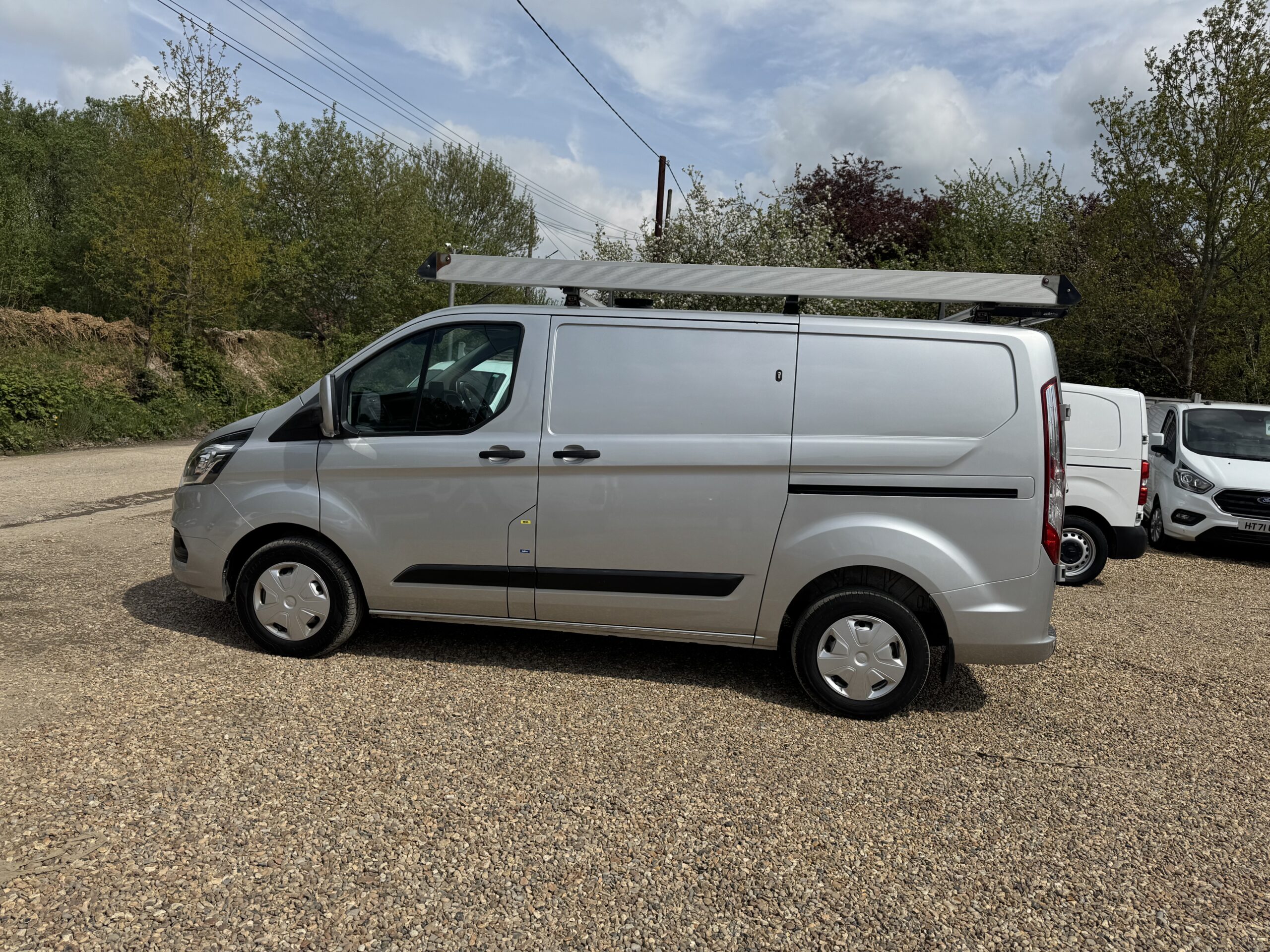
								Ford Transit Custom 2.0 300 EcoBlue Trend L1 H1 Euro 6 full									