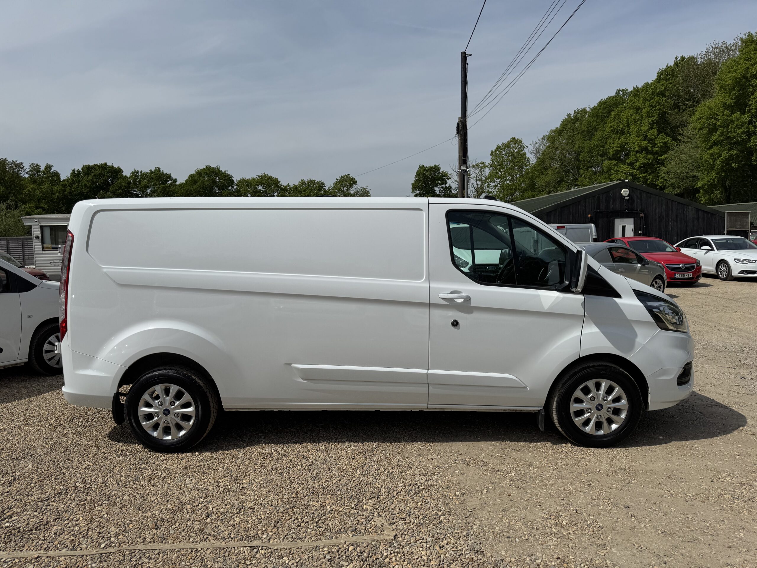 
								Ford Transit Custom 2.0 300 EcoBlue Limited L2 H1 Euro 6 full									