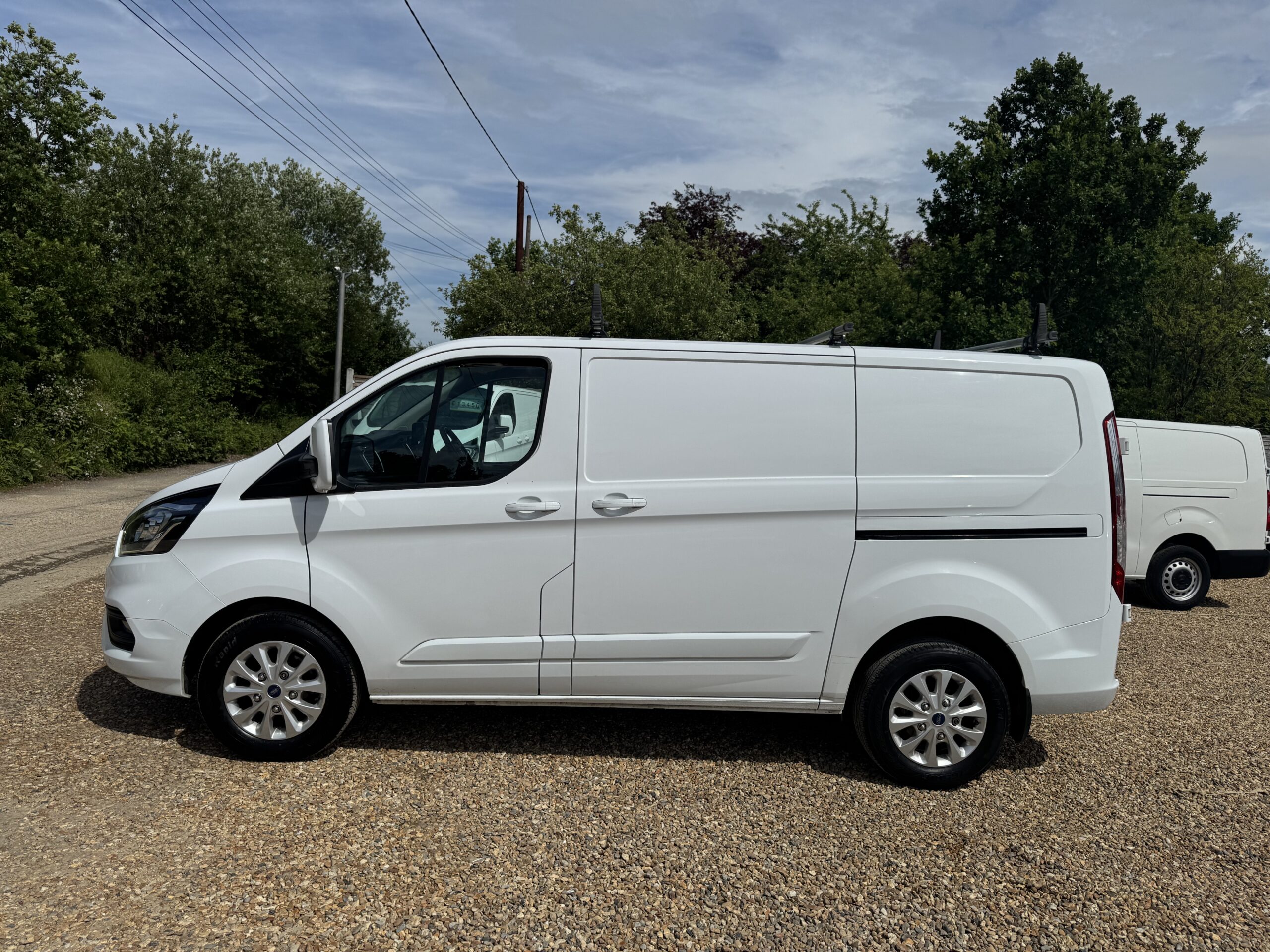 
								Ford Transit Custom 2.0 340 EcoBlue MHEV Limited L1 H1 Euro 6 full									